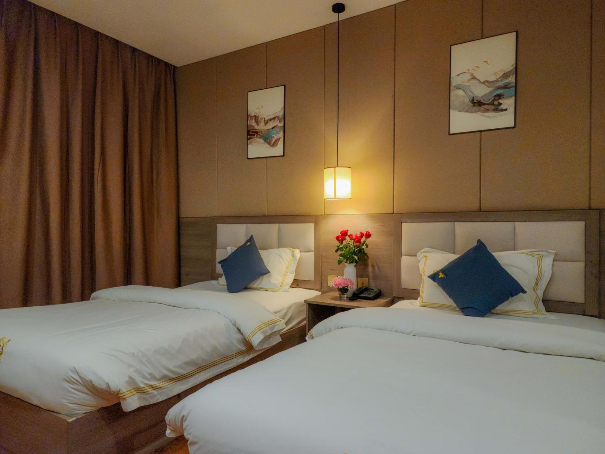 889 Boutique Hotel Phnom Penh Exterior photo