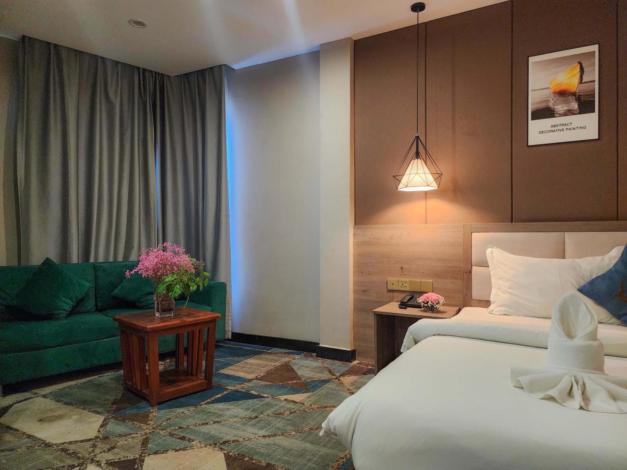 889 Boutique Hotel Phnom Penh Exterior photo
