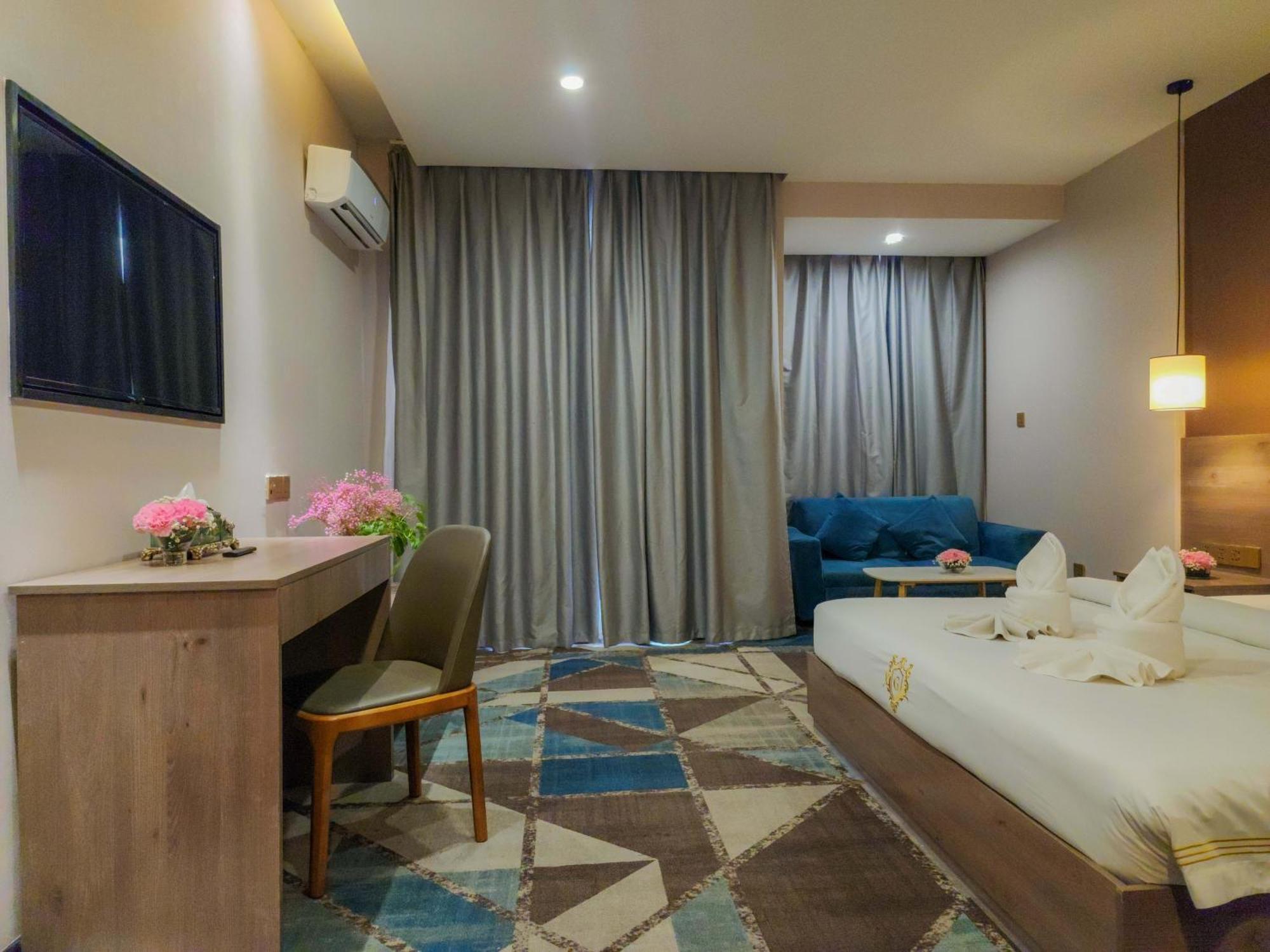 889 Boutique Hotel Phnom Penh Exterior photo